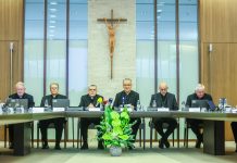 Poruka biskupa za izbore: Birajte one koji promiču kulturu života, dostojanstvo žene i majke, štite obitelj, brak...